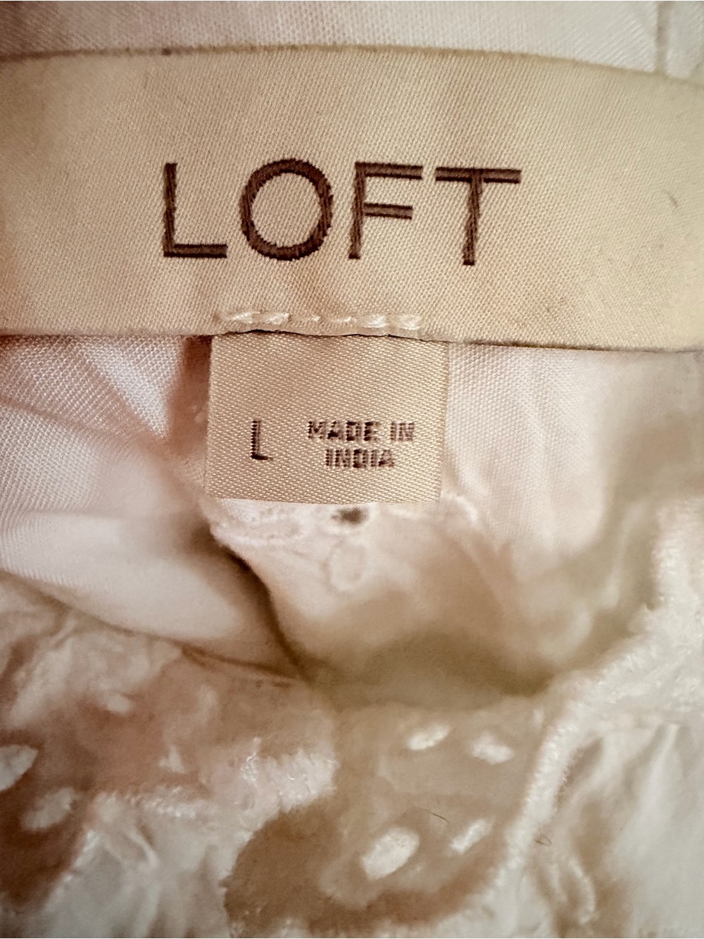 LOFT White Eyelet Lace Yoke Tunic - Picture 2 of 2